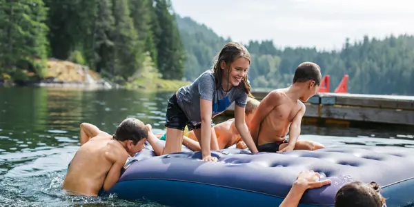 Enfants pendant un camp